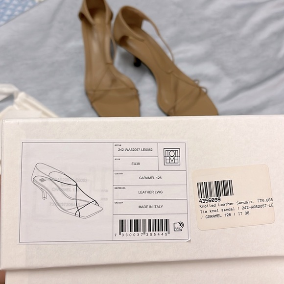 TOTEME the Knot Leather Sandals in caramel brown IT 38 US 8 Brand New! - Picture 9 of 12